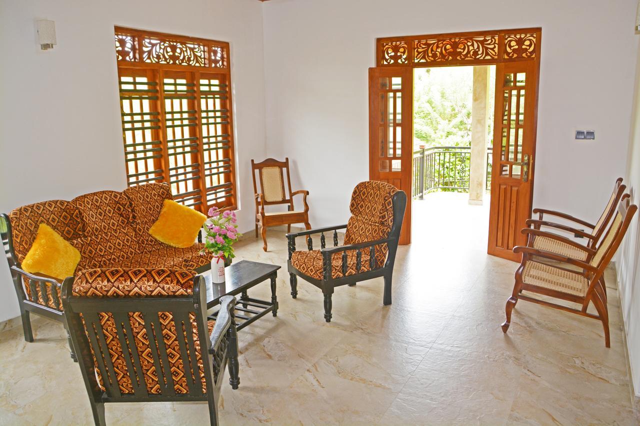 Villa Chaya ฮิกคาดูวา ภายนอก รูปภาพ